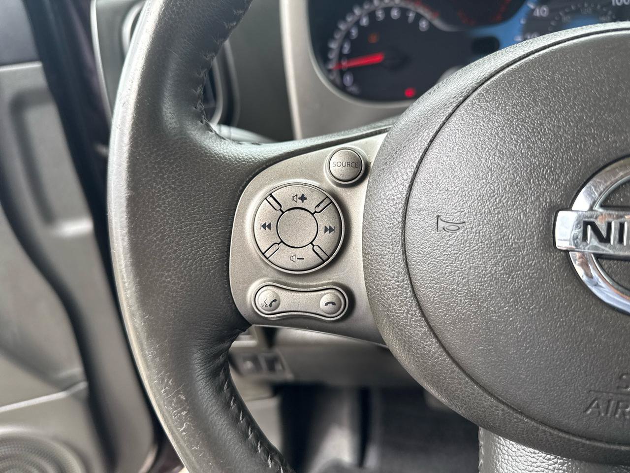 Used 2011 Nissan Cube 1.8 S w/ Interior Designer Pkg FWD image 16