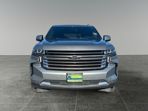 Used 2023 Chevrolet Tahoe High Country w/ Premium Package 2 AWD/4WD image 3