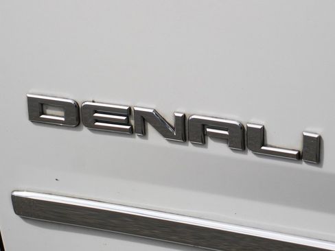 Used 2019 GMC Yukon Denali w/ Open Road Package image 54