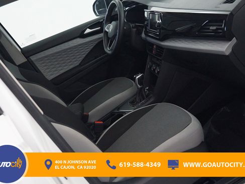 Used 2024 Volkswagen Taos S image 8