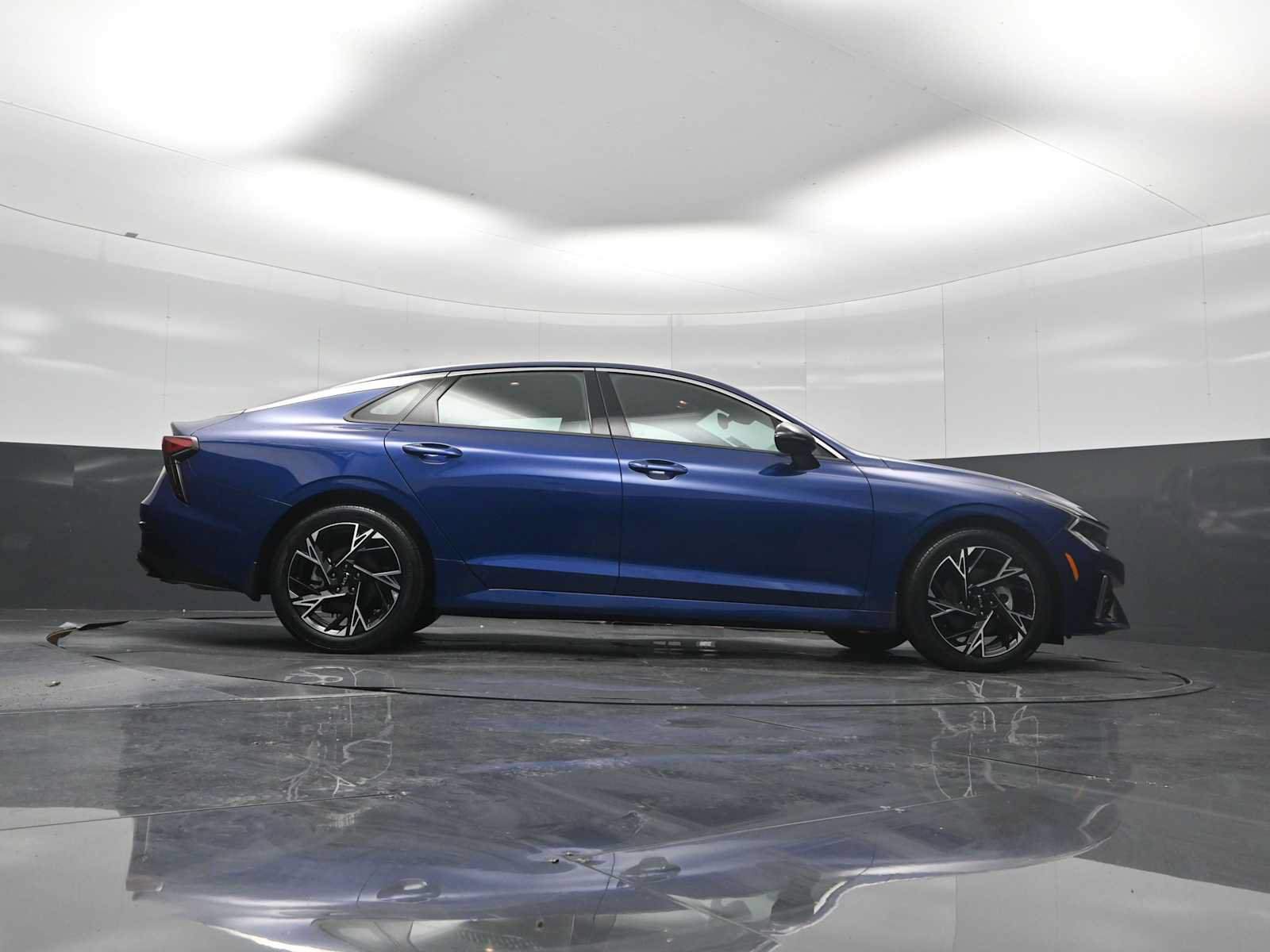 Used 2025 Kia K5 GT-Line AWD/4WD image 25