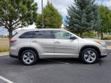 Used 2016 Toyota Highlander Limited image 2