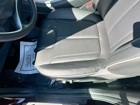 Used 2024 Hyundai Palisade SEL FWD image 19