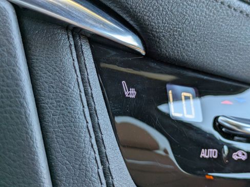 Certified 2023 Cadillac XT5 Premium Luxury w/ Technology Package image 39