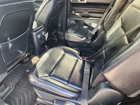 Used 2020 Ford Explorer XLT w/ Equipment Group 202A image 29