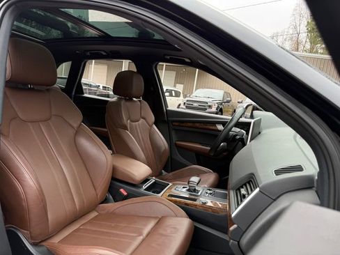 Used 2018 Audi Q5 2.0T Premium Plus w/ Premium Plus Package image 32