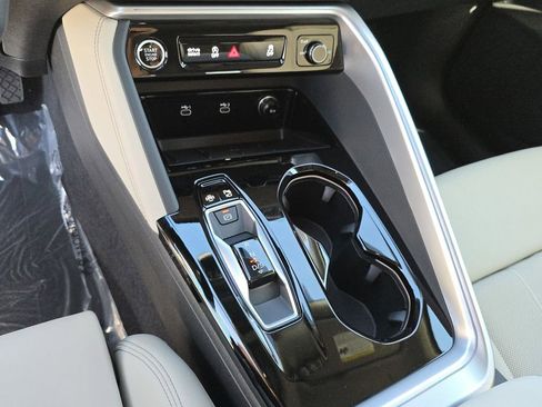 New 2025 Audi Q5 Premium Plus image 28