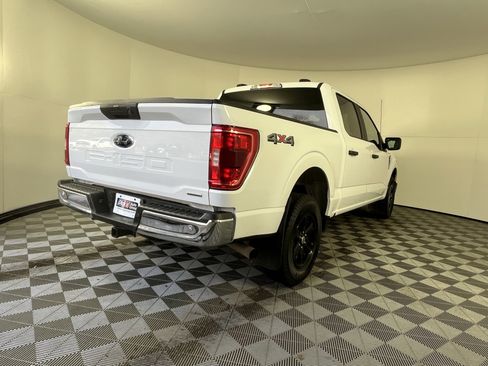 Used 2023 Ford F150 XLT w/ Trailer Tow Package image 5