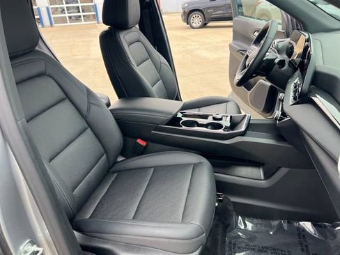 Used 2026 Chevrolet Equinox LT w/ Convenience Package II AWD/4WD image 14