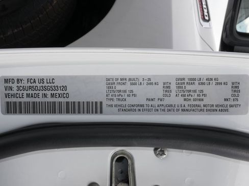 Used 2025 RAM 2500 Big Horn image 27