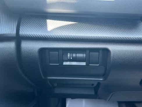 Used 2024 Subaru Crosstrek 2.5i Limited w/ Crosstrek Mirror Package AWD/4WD image 27