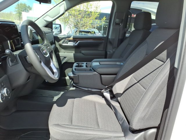 New 2026 GMC Sierra 1500 SLE w/ LPO, GMC Protection Package AWD/4WD image 11