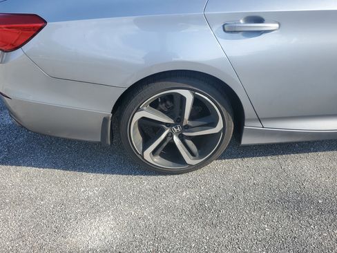 Used 2022 Honda Accord Sport image 8