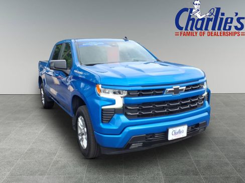Used 2026 Chevrolet Silverado 1500 RST AWD/4WD image 3