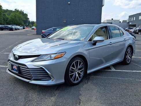 Certified 2023 Toyota Camry XLE FWD image 2