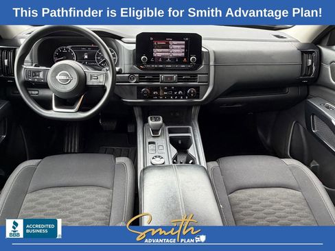 Used 2023 Nissan Pathfinder S image 13