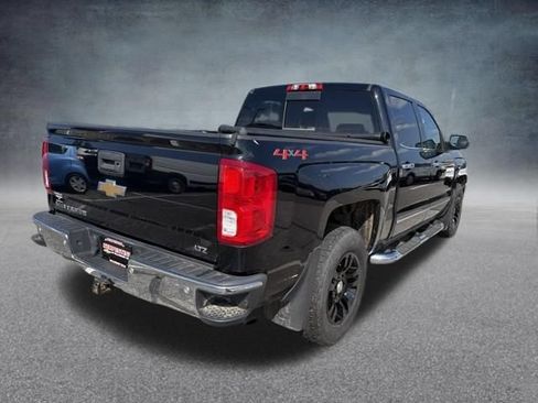 Used 2018 Chevrolet Silverado 1500 LTZ w/ LTZ Plus Package AWD/4WD image 7