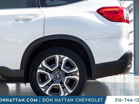Used 2023 Subaru Ascent Limited AWD/4WD image 31