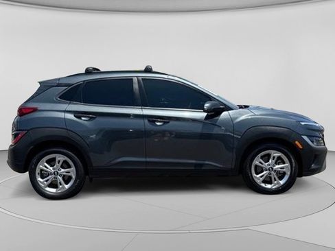 Used 2022 Hyundai Kona SEL AWD/4WD image 32