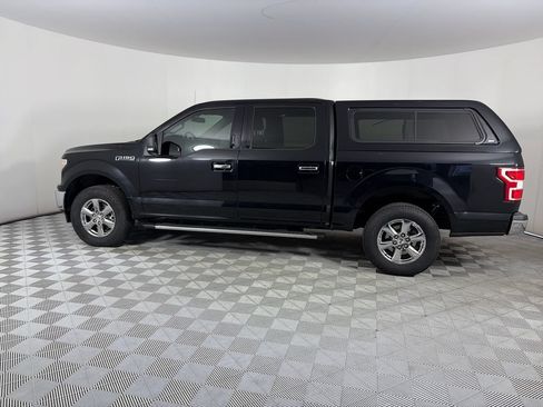 Used 2018 Ford F150 XLT w/ Equipment Group 302A Luxury AWD/4WD image 4