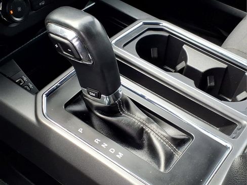 Used 2019 Ford F150 XLT w/ Equipment Group 302A Luxury AWD/4WD image 12