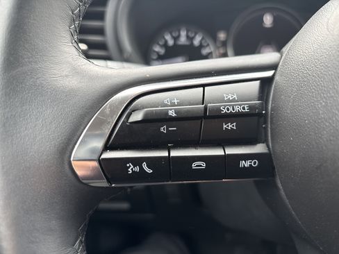 Used 2025 MAZDA MAZDA3 s image 18