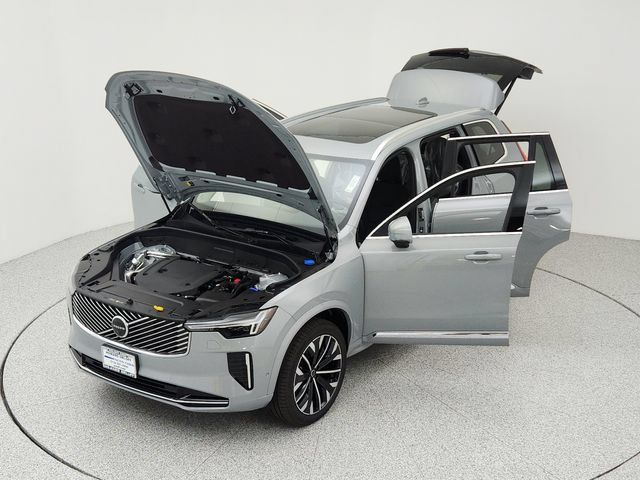 New 2026 Volvo XC90 B6 Plus w/ Protection Package Premier AWD/4WD image 15