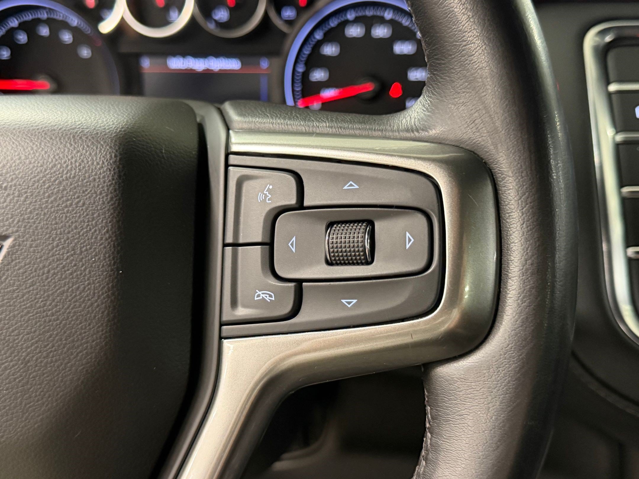 Used 2021 Chevrolet Tahoe LT RWD image 15