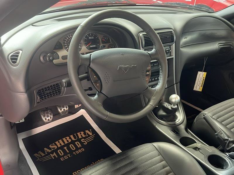 Used 2004 Ford Mustang Mach 1 RWD image 30
