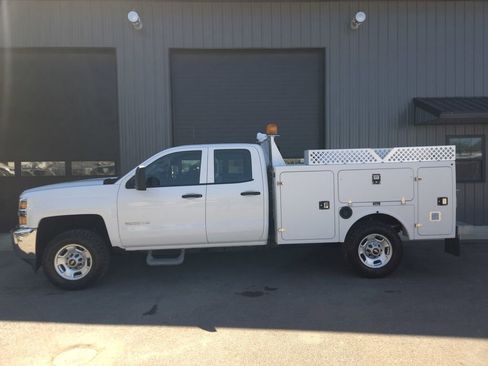 Used 2015 Chevrolet Silverado 2500 W/T AWD/4WD image 1