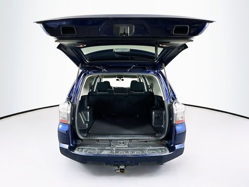 Used 2019 Toyota 4Runner SR5 image 26