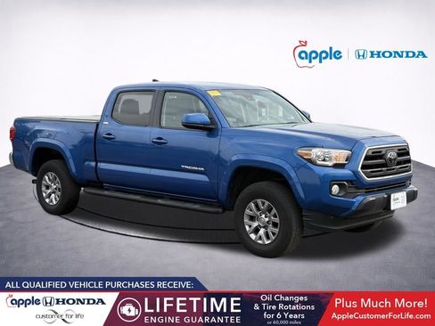 Used 2018 Toyota Tacoma SR5 image 1