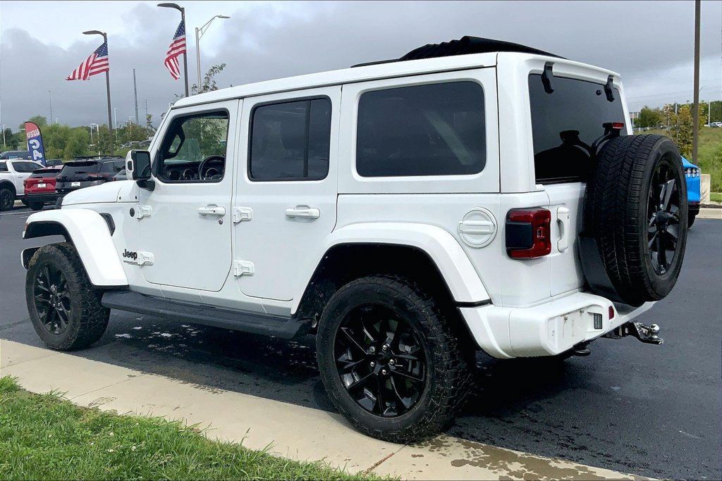 Used 2021 Jeep Wrangler Unlimited Sahara AWD/4WD image 2