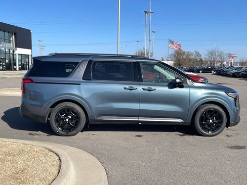 New 2026 Kia Carnival SX w/ SX Dark Edition Package image 8