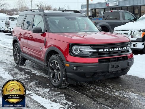 Used 2021 Ford Bronco Sport Outer Banks image 3