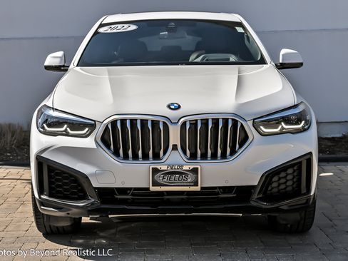 Used 2022 BMW X6 xDrive40i w/ Premium Package image 2