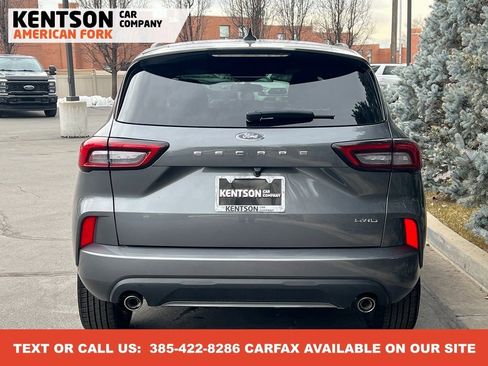 Used 2024 Ford Escape ST-Line image 7