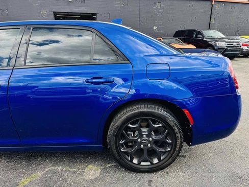 Used 2020 Chrysler 300 S w/ 300S Premium Group AWD/4WD image 8