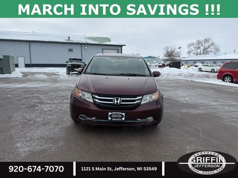 Used 2015 Honda Odyssey Touring Elite image 3