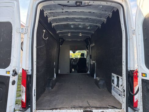 Used 2022 Ford Transit 250 148 High Roof Extended AWD w/ Load Area Protection Package image 17
