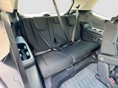 Used 2025 Subaru Ascent Premium AWD/4WD image 26