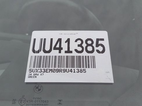 Used 2024 BMW X7 M60i w/ Executive Package image 33