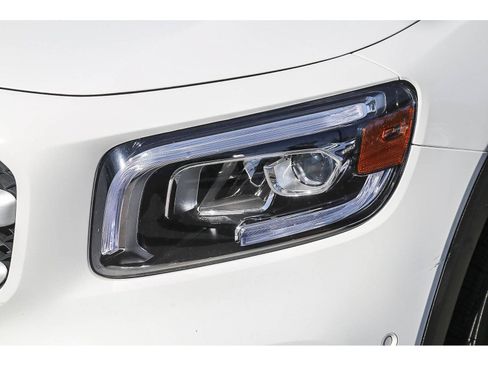 Certified 2022 Mercedes-Benz GLB 250 image 7
