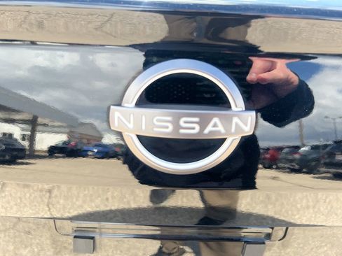 Used 2023 Nissan Altima 2.5 SV w/ SV Premium Package image 32