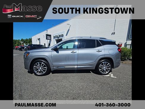 Certified 2024 GMC Terrain Denali w/ Denali Premium Package AWD/4WD image 4