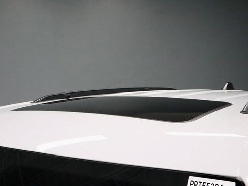 Used 2023 Jeep Grand Cherokee Altitude image 27