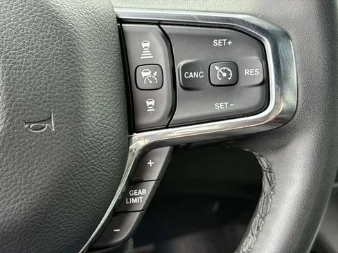 Used 2025 RAM 1500 Laramie AWD/4WD image 35