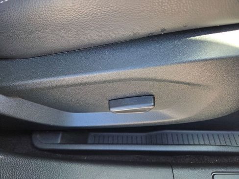 Used 2022 Ford Edge SEL AWD/4WD image 15