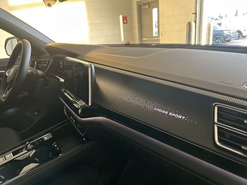 New 2026 Volkswagen Atlas Cross Sport SEL Premium R-Line AWD/4WD image 32