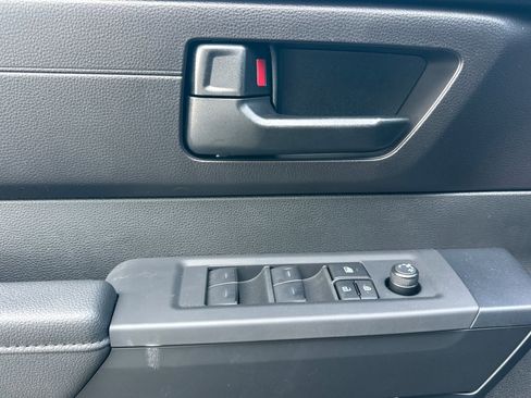 Certified 2026 Toyota Tundra SR AWD/4WD image 11